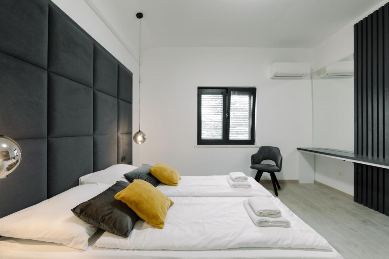 Boutique Suites Joyce Medulin With Free Parking Eksteriør billede